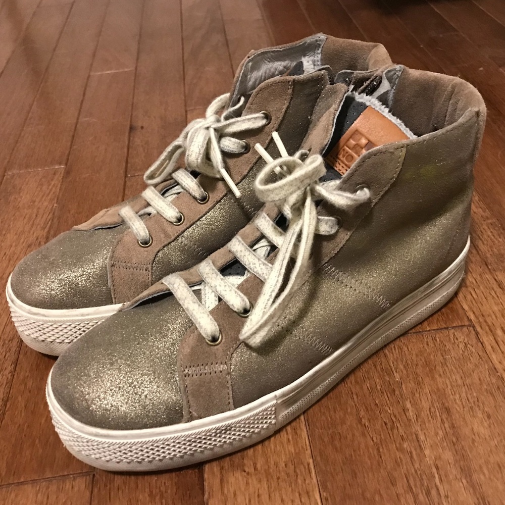 NoName Golden High Top Platform Sneakers